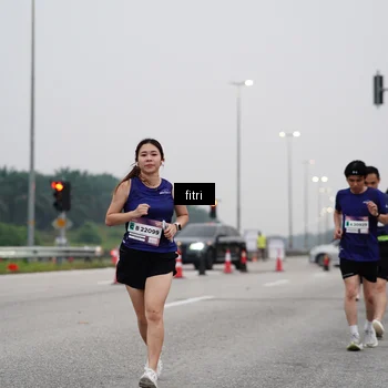 Runner Photo 7468032