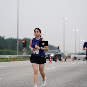 Runner Photo 7468044