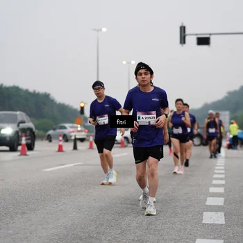 Runner Photo 7468063