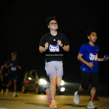 Runner Photo 7468069