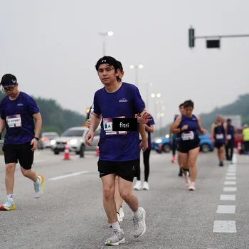 Runner Photo 7468070