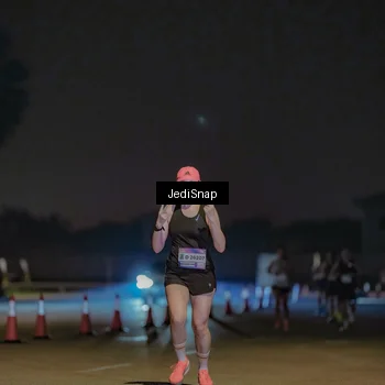 Runner Photo 7468083
