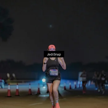 Runner Photo 7468089