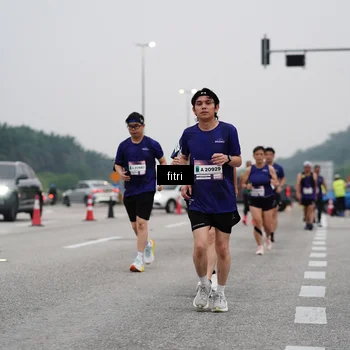 Runner Photo 7468097
