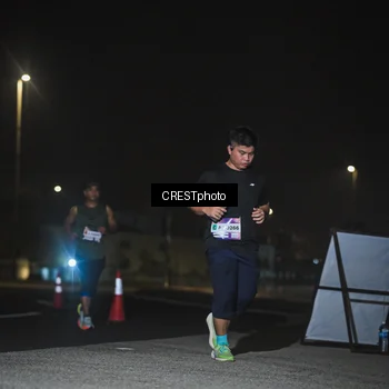 Runner Photo 7468106