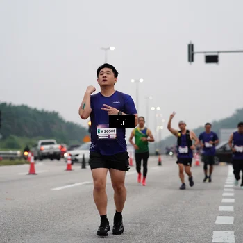 Runner Photo 7468140