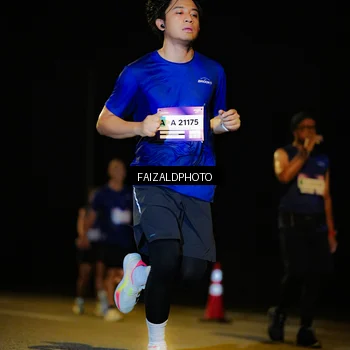 Runner Photo 7468151