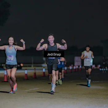 Runner Photo 7468177