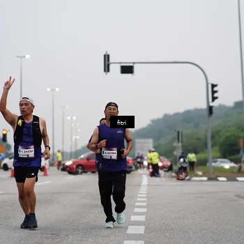 Runner Photo 7468184