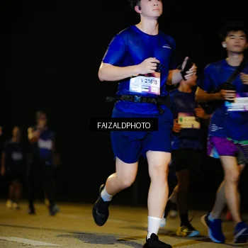 Runner Photo 7468186