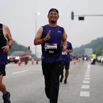 Runner Photo 7468215
