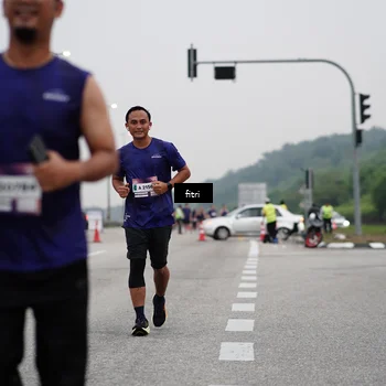 Runner Photo 7468225