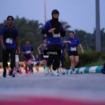 Runner Photo 7468248