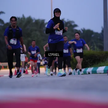Runner Photo 7468254