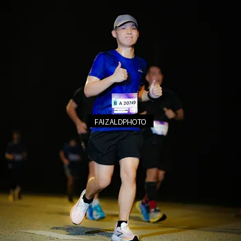 Runner Photo 7468256