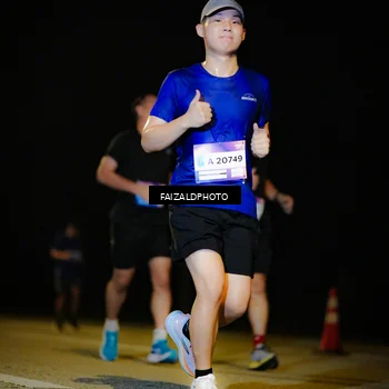 Runner Photo 7468263
