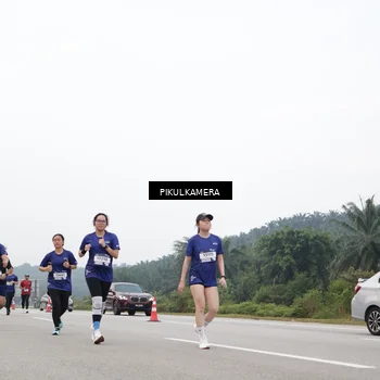 Runner Photo 7468312