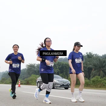 Runner Photo 7468321