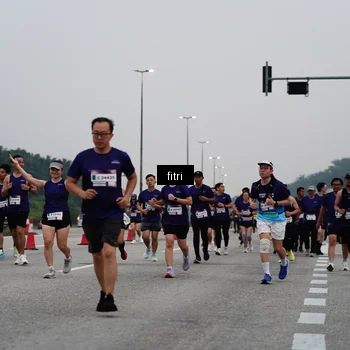 Runner Photo 7468332