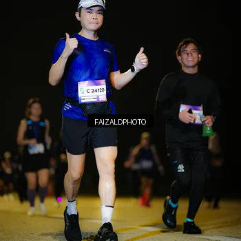 Runner Photo 7468340