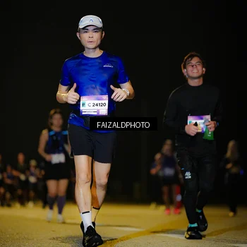 Runner Photo 7468342