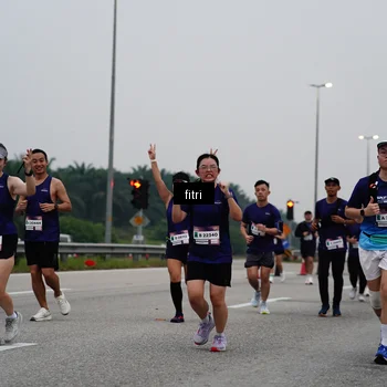 Runner Photo 7468345