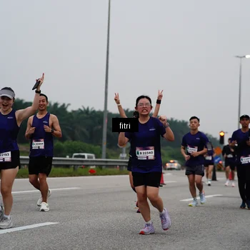 Runner Photo 7468347