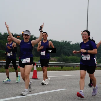 Runner Photo 7468352