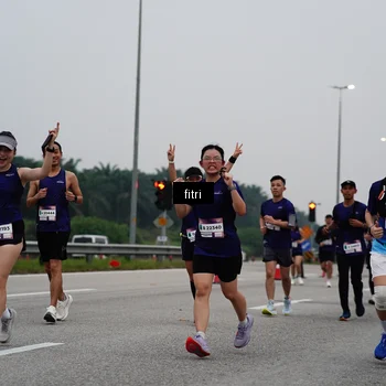 Runner Photo 7468357