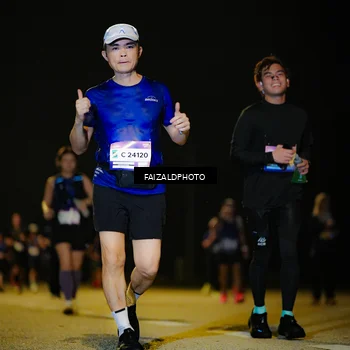 Runner Photo 7468360