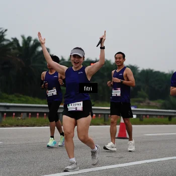 Runner Photo 7468372