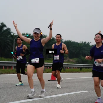 Runner Photo 7468373