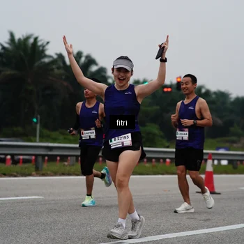 Runner Photo 7468397