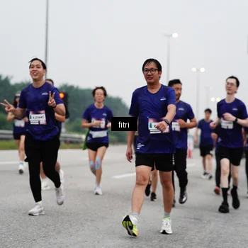 Runner Photo 7468418