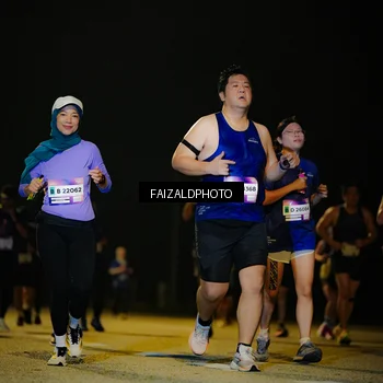 Runner Photo 7468421