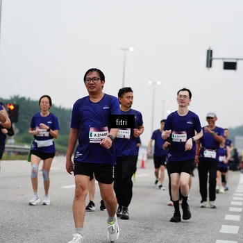 Runner Photo 7468433