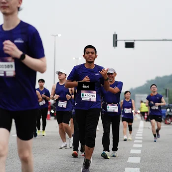 Runner Photo 7468463