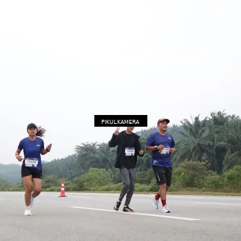 Runner Photo 7468467