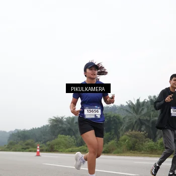 Runner Photo 7468480