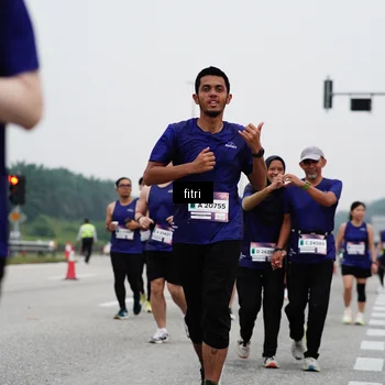 Runner Photo 7468482