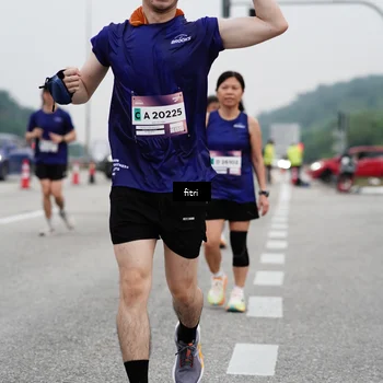 Runner Photo 7468566