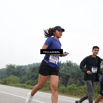 Runner Photo 7468568