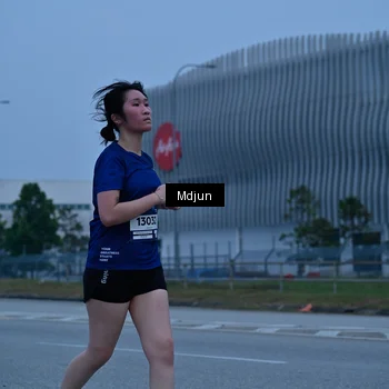 Runner Photo 7468624