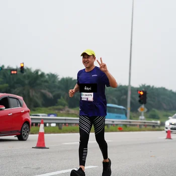 Runner Photo 7468672