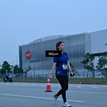 Runner Photo 7468678