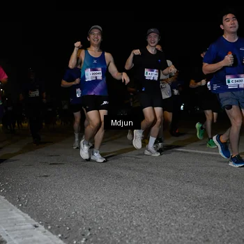 Runner Photo 7468689