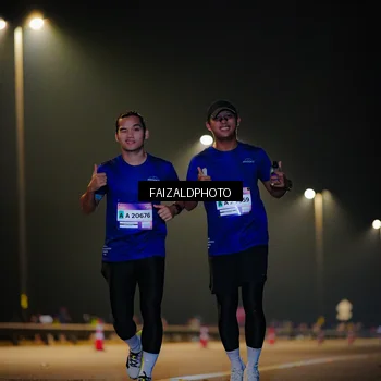 Runner Photo 7468701