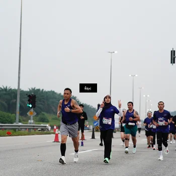 Runner Photo 7468726