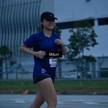 Runner Photo 7468768