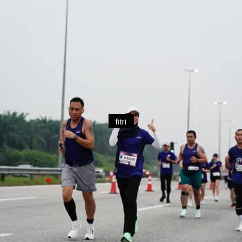 Runner Photo 7468782